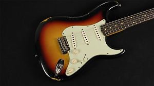 Fender Custom Shop 1960s Stratocaster Relic - 3-Tone Sunburst - 9230900200 (363)
