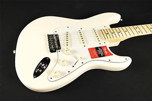 Fender American Pro Stratocaster - Maple Fingerboard - Olympic White (911)