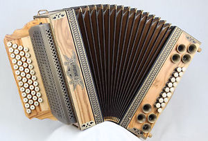 Müller Harmonika Olive G C F B Michlbauer
