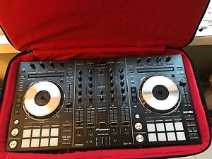 Pioneer Pro DDJ-SX Preformance DJ Controller