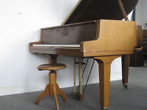 Yamaha Flügel G1  von REHA-PIANO-AURICH