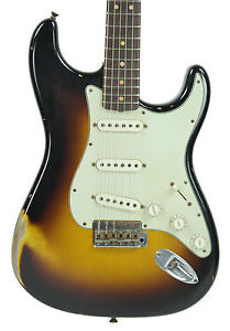 Fender Custom Shop Masterdesign 1963 Relic Stratocaster in 2 Tone Sunburst