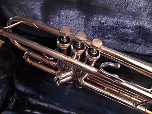 1972 Bach Stradivarius ML 37 * (Star) Lightweight Professional Trumpet 180s37
