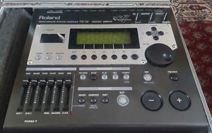 Roland TD 12 Soundmodul mit Case, E Drums