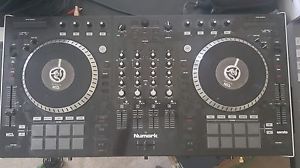 Numark NS7 II - Digital Controller w/ motorized decks and 4- channel mixer.