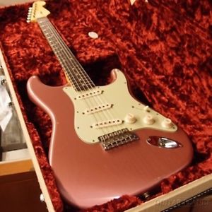 NEW Fender 1963 Stratocaster Faded/Aged Burgundy Mist Metallic- FROM JAPAN/512