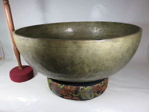 Spezial Fuß-Klangschale Schwan ca. 53cm ca. 11.500gr.