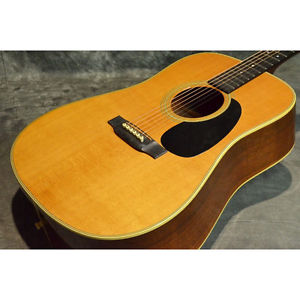 Martin D-28  2001 [very good++] Acoustic Guitar from Japan
