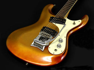 Mosrite The Ventures Model "Candy Apple Red" Electric guitar, a1324