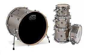 DW DRUMS PERFORMANCE SERIES TITANIUM SPARKLE 22, 10, 12, 14, 14x5.5 DRUM SET