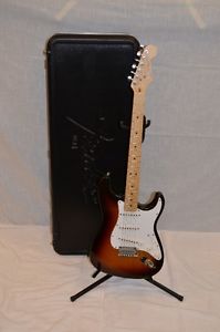 FENDER USA STATOCASTER ELECTRIC GUITAR NO RESERVE