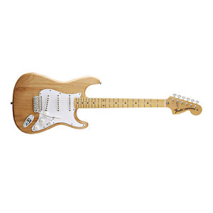 FENDER Classic Series 70's Stratocaster Electric Guitar Maple Natural w/ Gig Bag