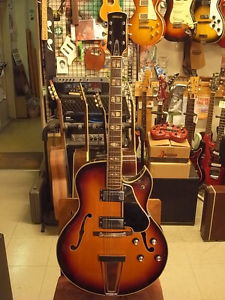 YAMAHA AE-11 "MIJ",1967-1971, VG. condition Japanese vintage hollow body w/GB