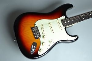 NEW Fender American Professional Stratcaster Fingerboard 3-Color Sunburst/512