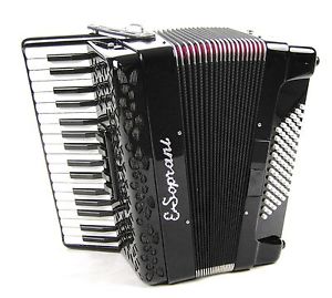AKKORDEON E-Soprani 744 KK by Paolo Soprani 4 Chörig 72 Bass inkl. Koffer