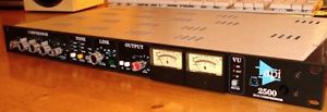 API 2500 Stereo Bus Compressor                                  *** Must See ***