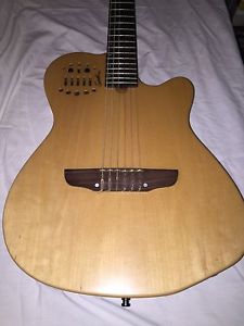 Godin Multiac ACS-SA Nylon String Acoustic-Electric Guitar Natural