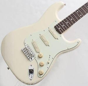 NEW Fender Japan Classic 60s Strat (Vintage White) guitar FROM JAPAN/512