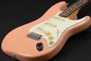 NEW Fender Japan Exclusive Classic 60s Stratocaster Shell Pink FROM JAPAN/512