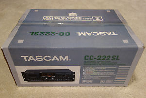 Tascam CC-222SL CD Recorder \ Cassette Deck dubbing machine in Near Mint Conditi