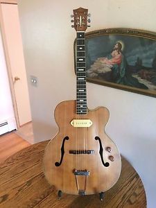 VINTAGE MARVEL ARCHTOP ELECTRIC GUITAR