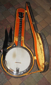 1967  GIBSON   TB - 100 Tenor   4 String  Banjo -w-  Hardshell Case
