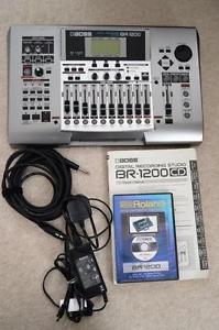 BOSS DIGITAL RECORDING STUDIO BR-1200 CD MULTI TRACK
