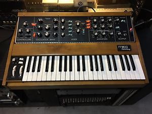 Moog Minimoog Model D Reissue , 100%  Analog Synth / 44keys , used  //ARMENS//