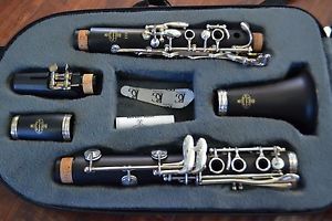 Buffet Crampon E12F B Flat Clari