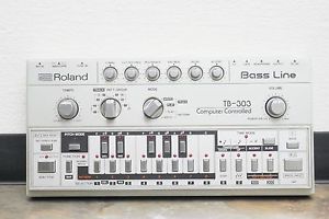 Roland TB-303 in excellent condition from Japan