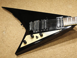 Fernandes JS-100 BL Randy Rhoads V type FRT-4B Used w / Gigbag