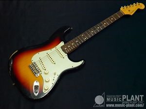 NEW Fender 1961 Relic® Stratocaster® 3-Color Sunburst guitar FROM JAPAN/512