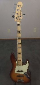 Fender Elite Jazz 5 String Bass with HSC