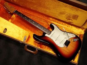 Fender American Vintage 62 Stratocaster 3 Color Sunburst guitar FROM JAPAN/512