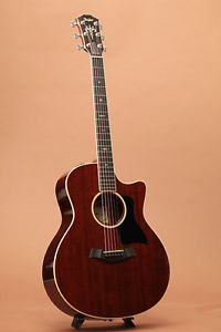 TAYLOR 526ce First Edition 2013 Acoustic-Guitar