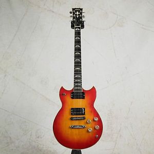 YAMAHA SG 700 GUITAR