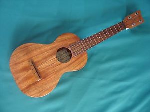 Vintage Kamaka Concert "All-Koa" Ukulele in **Mint** Condition