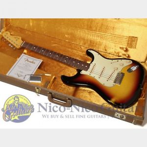Fender Custom Shop 2008 '60 Stratocaster Relic (Sunburst) guitar FROM JAPAN/512