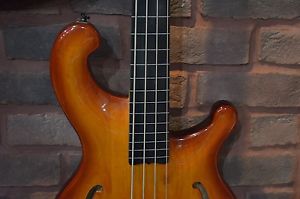NOS Dean Rhapsody HBF Hollow Body Fretless Bass Guitar Amberburst RG7