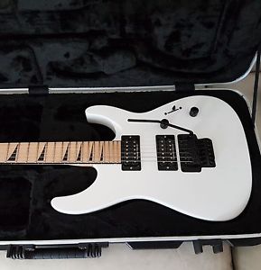 Jackson DK2M Dinky Pro Electric Guitar - Set RRP $2600