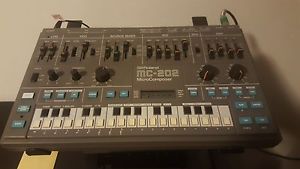 Roland MC-202 Rare Analog Synthesizer MC202 Synth Micro Composer Sequencer