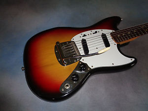 1974 Fender Mustang  3-Tone Sunburst  GREAT CONDITION
