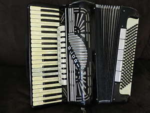 Italo American Gloria Accordion