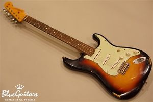 NEW Fender Custom Shop 1960 Stratocaster Relic - 3-Color Sunburst FROM JAPAN/512