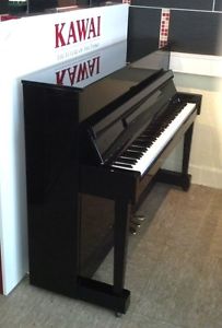 Schwarzes Klavier von Kawai für nur 2500 €!