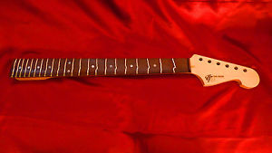 True Temperament TT Texas Retrofit Neck for Strat with 9,5" radius- Rosewood