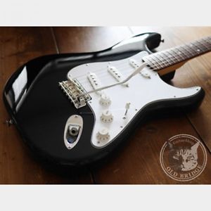 Fender Mexico Classic Series 70's Stratocaster guitar FROM JAPAN/512