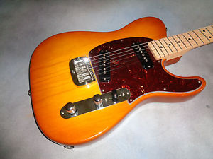 G&L ASAT Special Swamp Ash  Honeyburst  USA Made  MINT CONDITION