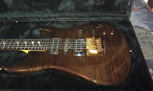 Hamer Chaparral Elite custom USA 1992, solid 2 piece Maple Body, full Boomerangs