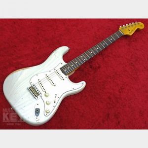 Fender Custom Shop Master Build 61 Stratocaster Relic guitar FROM JAPAN/512
